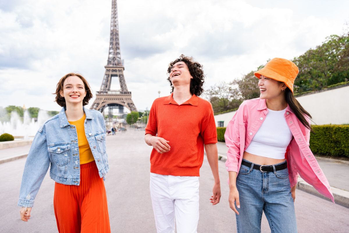 Les must-haves de la mode à Paris : Découvrez les nouvelles stars qui enflamment les grands magasins 10 must-haves-mode-Paris
