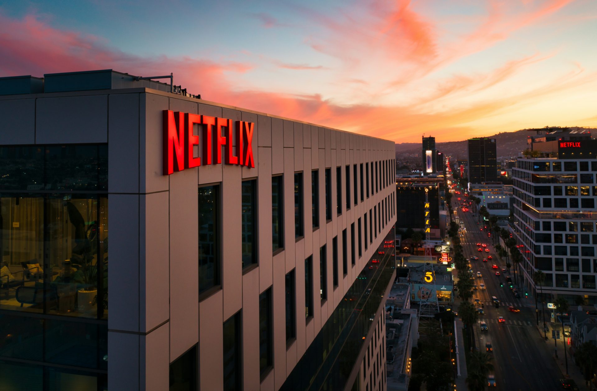 Decouvrez les nouvelles pepites de Netflix des films et series qui vont vous rendre accro
