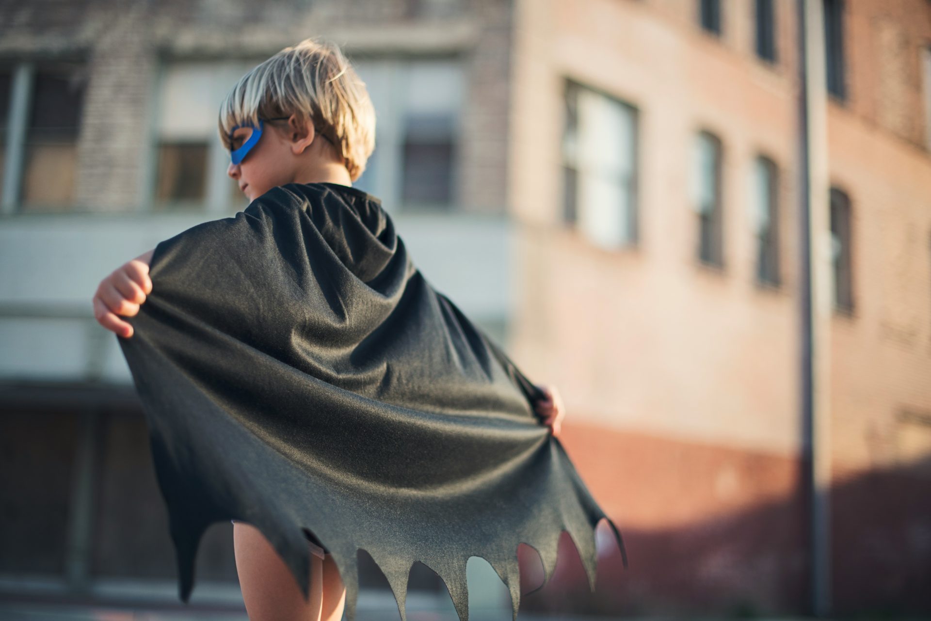 Qui sont les acteurs sensationnels qui ont porte le costume de Superman