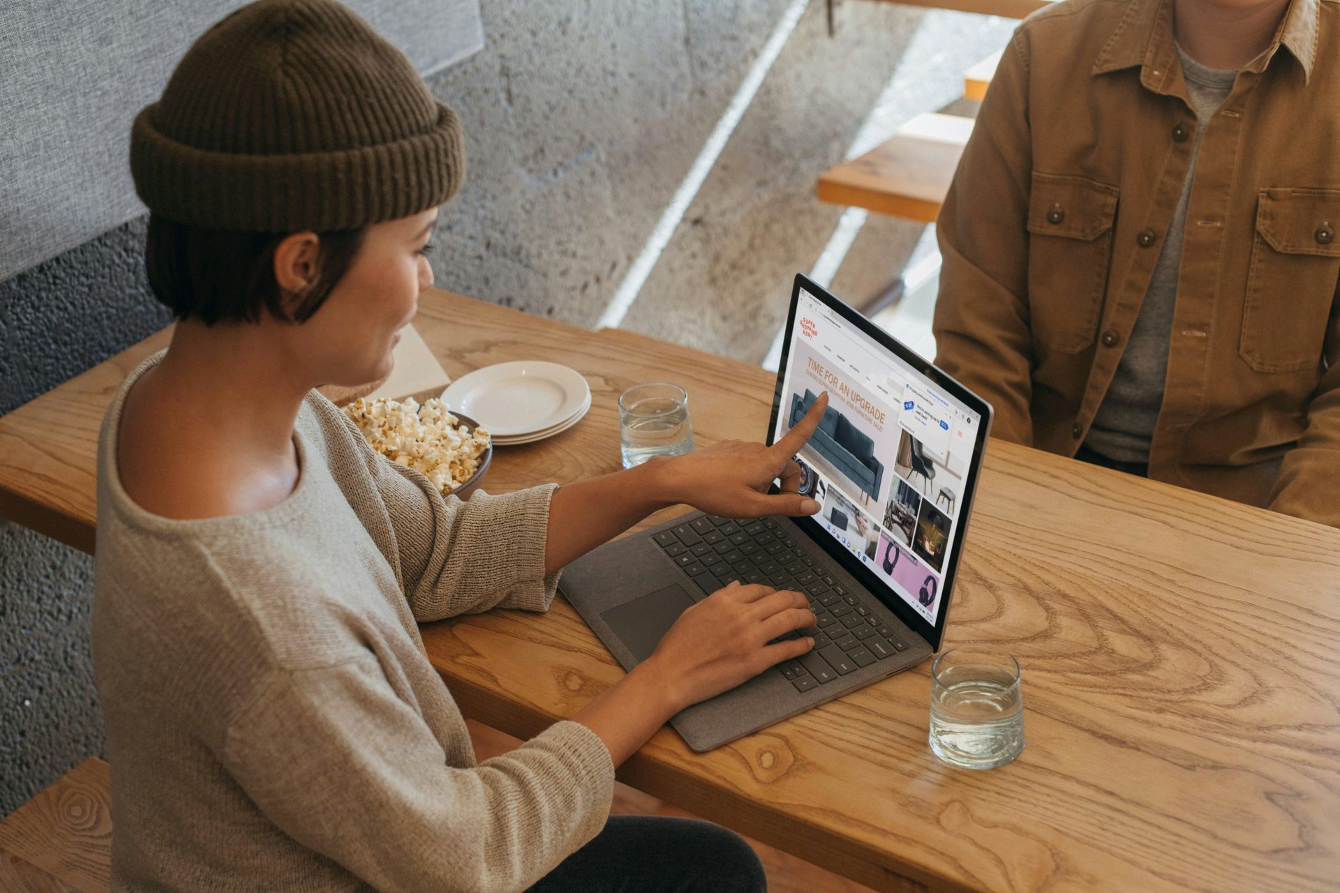 découvrez la disponibilité de microsoft teams et profitez d'une collaboration efficace, où que vous soyez - au bureau, en déplacement ou en télétravail.