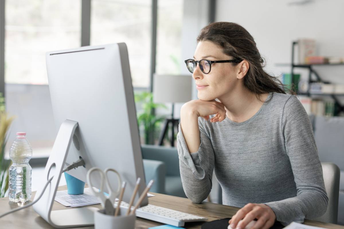 Ordinateurs de bureau tout-en-un pour les professionnels : quels avantages ? 5 professionnels ordinateurs avantages