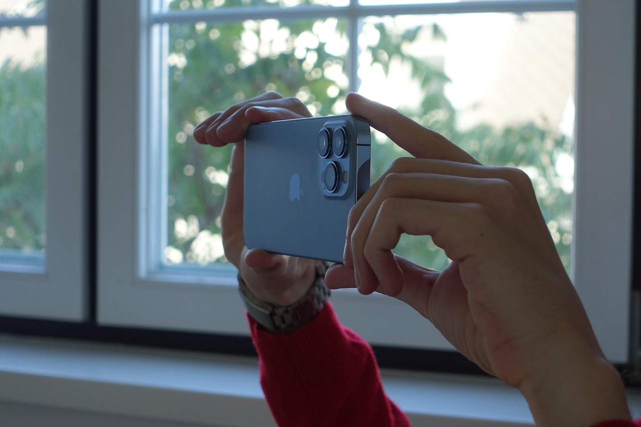 découvrez le nouvel iphone 16 pro : design innovant, performances exceptionnelles et technologie de pointe pour une expérience utilisateur unique.