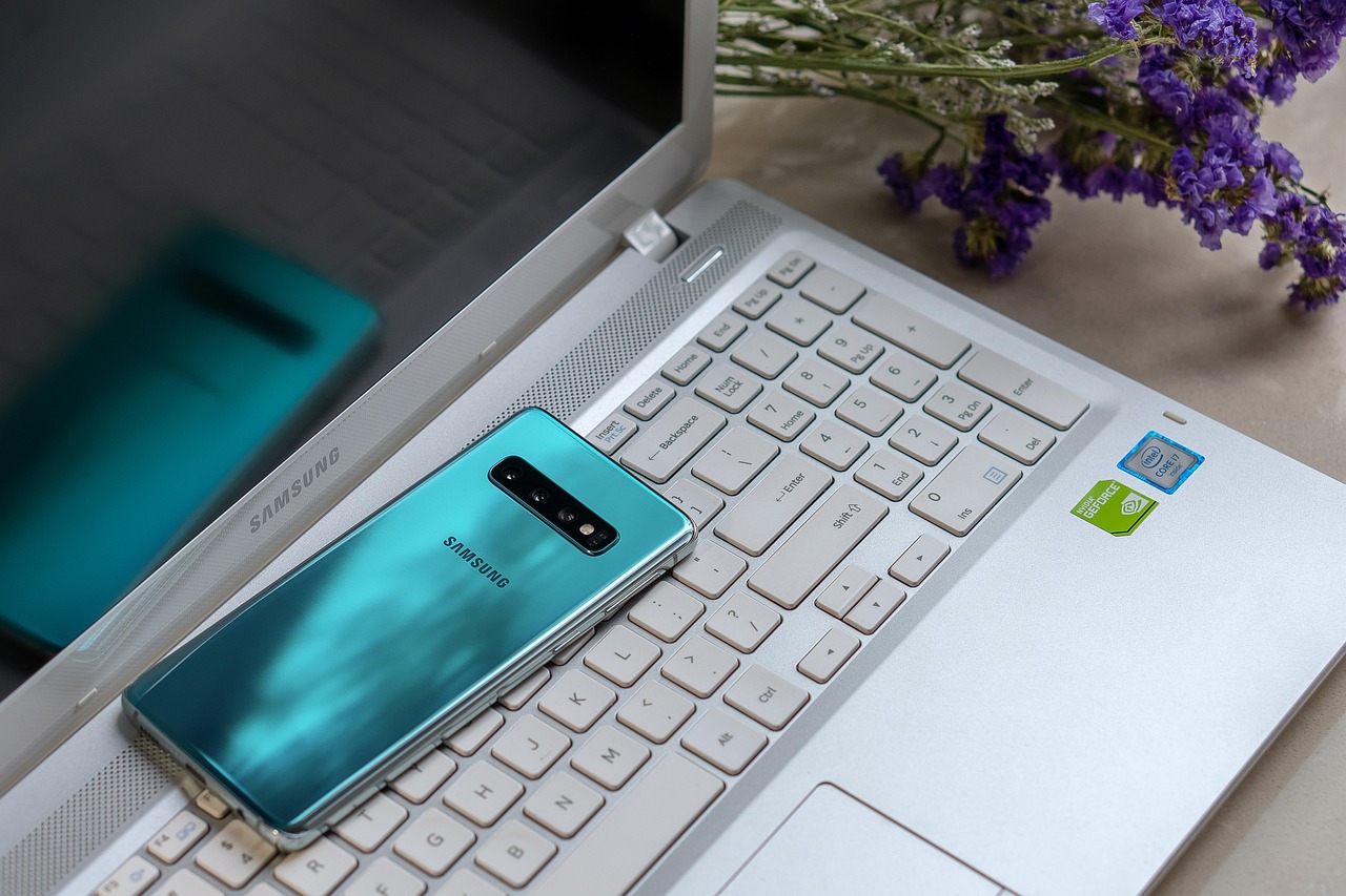 découvrez les spécifications complètes du samsung galaxy a14 : écran, performance, caméra, batterie et plus encore pour tout savoir sur ce smartphone abordable.