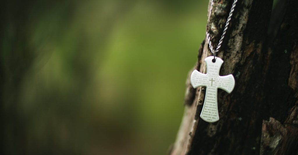 découvrez l'univers du christian metal, un genre musical alliant puissance du metal et messages de foi chrétienne.