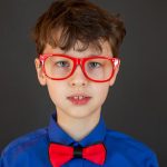 découvrez les différences et similitudes entre un geek et un nerd, deux passionnés de culture geek avec leurs propres particularités.