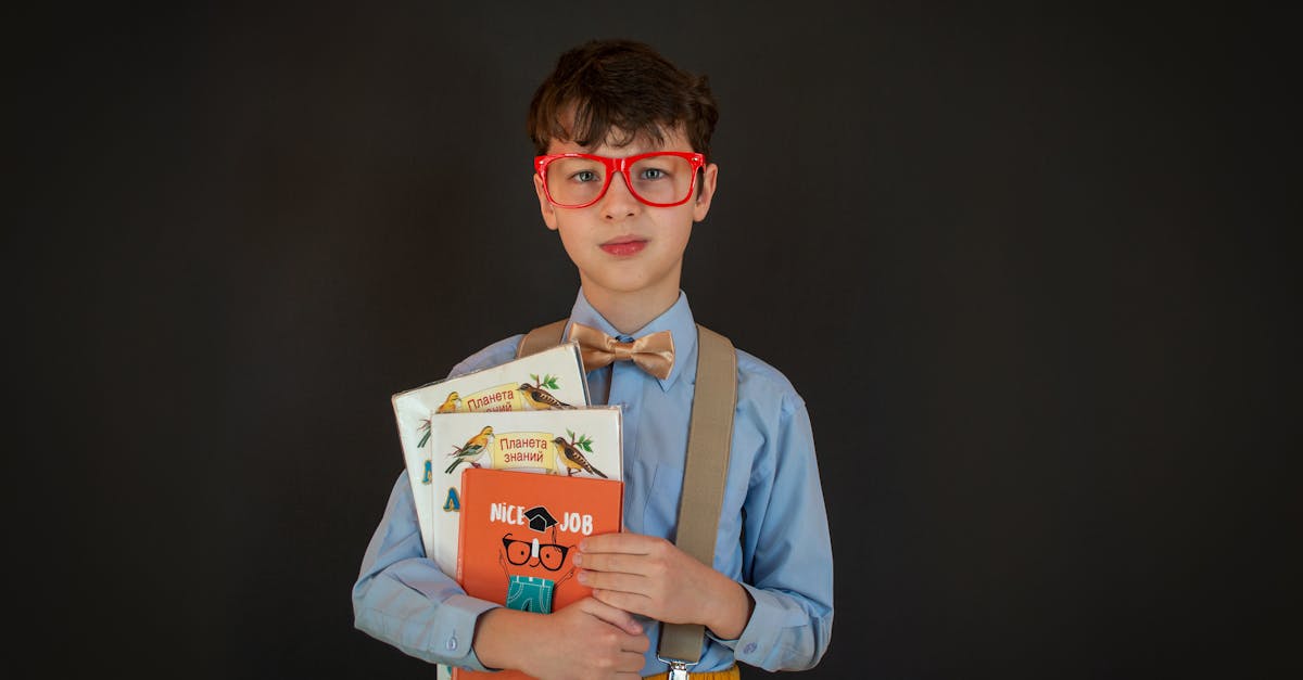 Geek vs Nerd : Le Match en High-Tech et Gaming 8 découvrez les différences entre un geek et un nerd : origines, caractéristiques et culture pour mieux comprendre ces deux profils passionnés de technologie et de savoir.