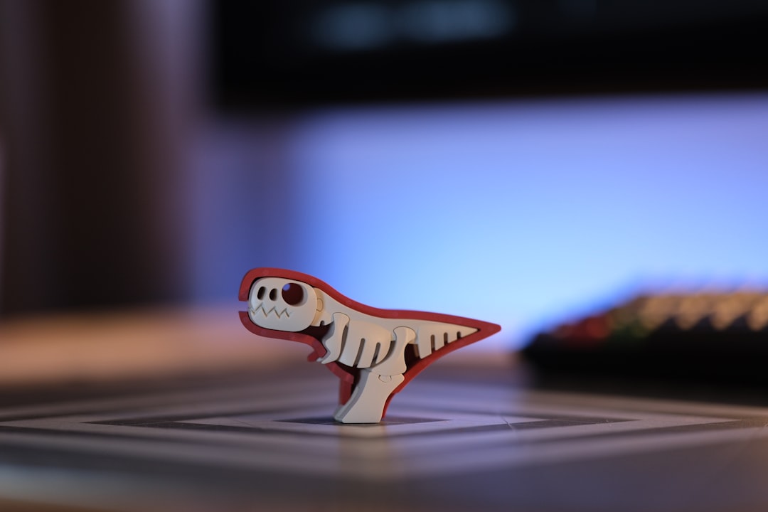tiny11 est une version allégée et optimisée de windows 11, conçue pour offrir une performance rapide et fluide sur les ordinateurs moins puissants.